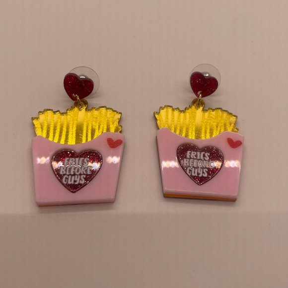 ⭐❤️ FREE Fries French Boys Guys Food Snack Boho Hipster Artsy Drop Hip Earrings - Picture 5 of 7